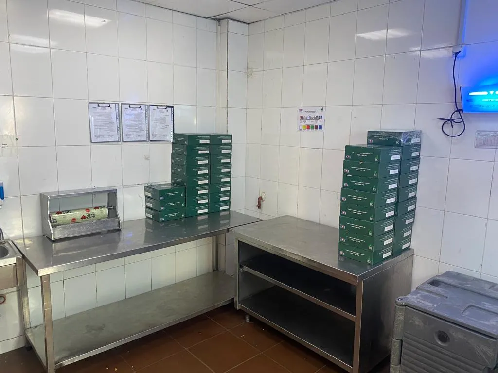 Prepared meal packaging area in a cloud kitchen