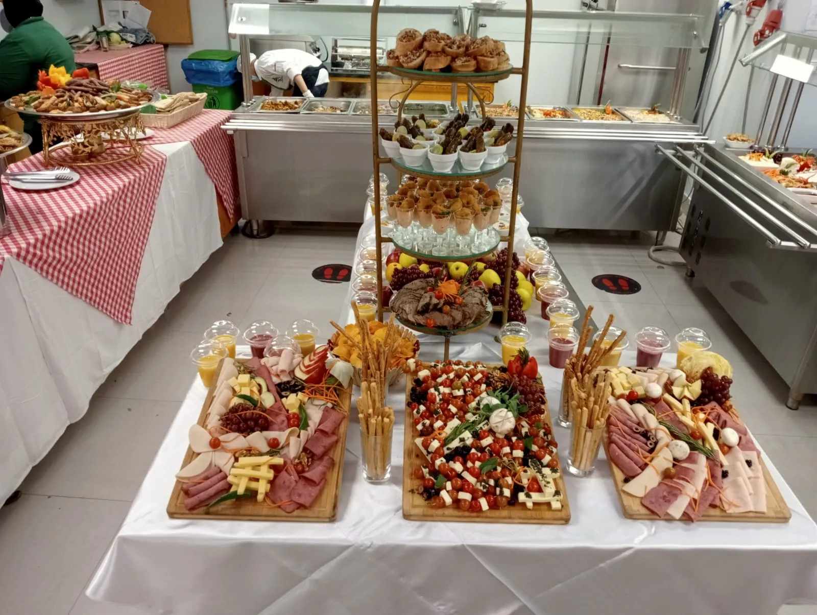 Professional corporate dining presentation